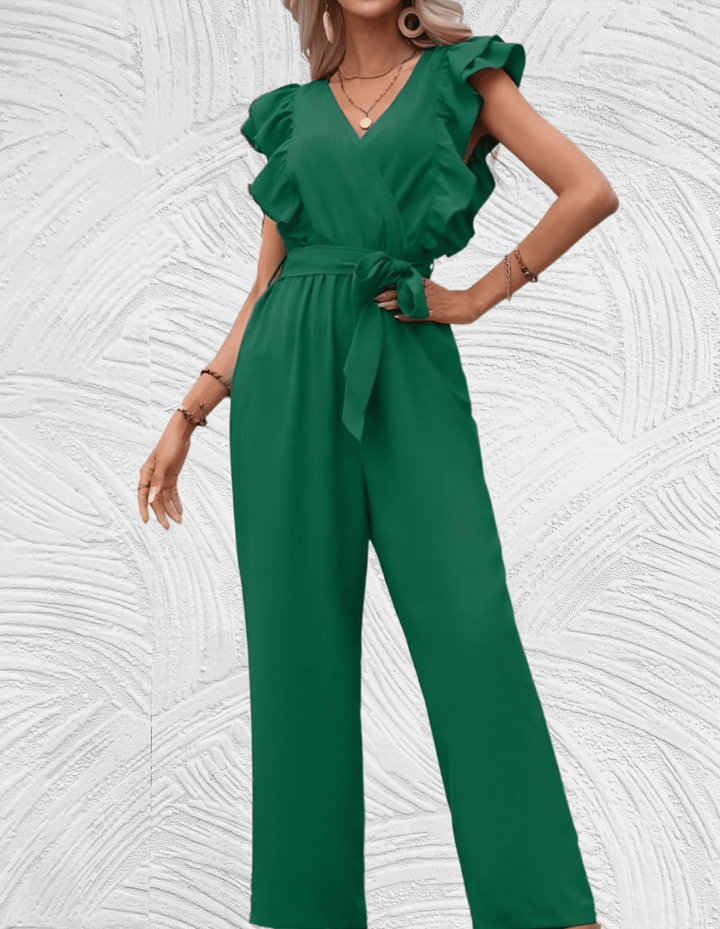 Esme - Mooi passende jumpsuit met lage v hals gegolfde zijmouwen en strikbanden aan de zijkant - Miller-Mode