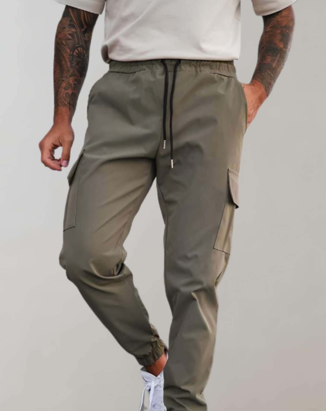 Slim fit, effen kleur jogger met meerdere zakken en rekbare taille